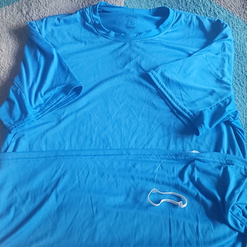 Quechua, Short sleeved hiking T shirt